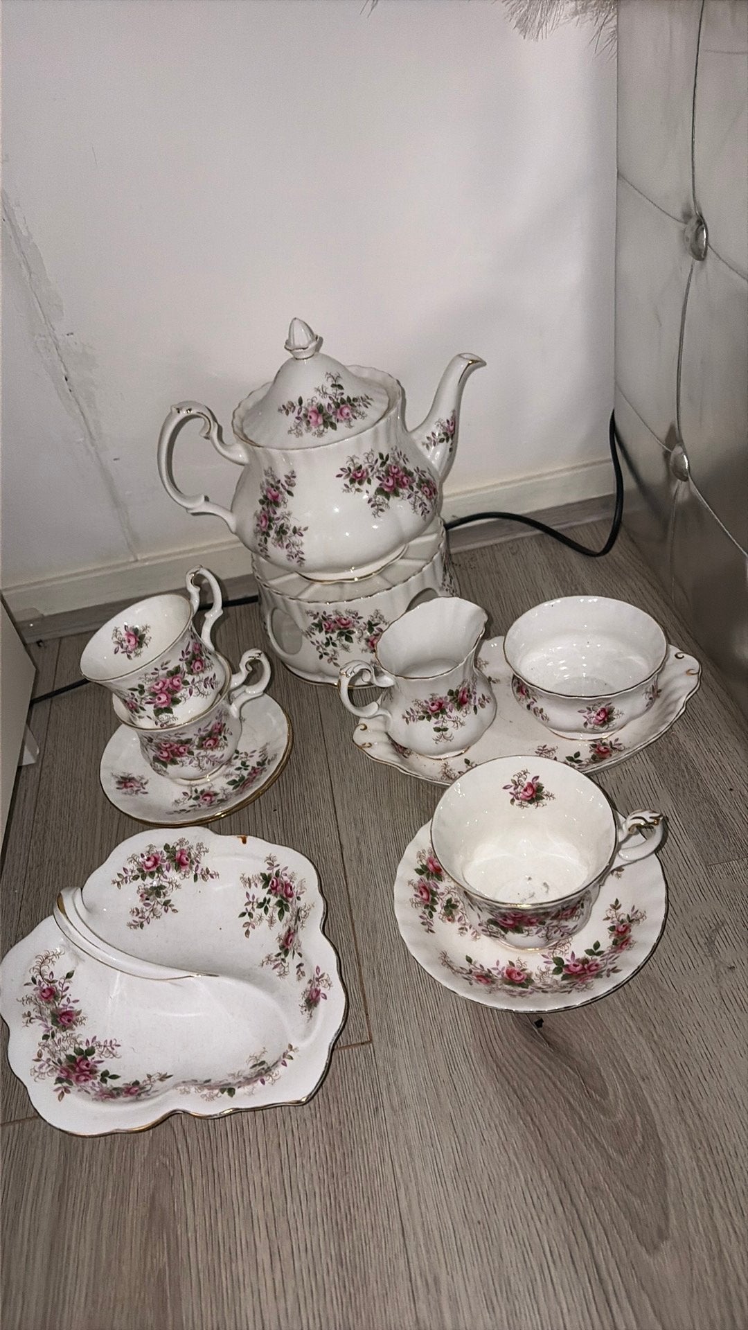 Royal albert lavender rose thee servies, Antiek en Kunst, Antiek | Servies compleet, Ophalen