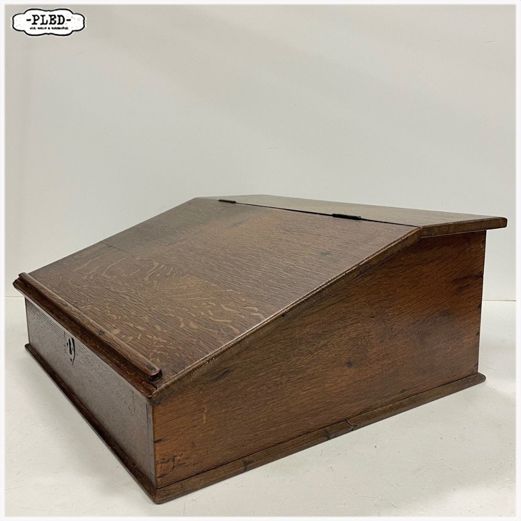 Oud eikenhouten lessenaartje / schrijfkistje, Ophalen