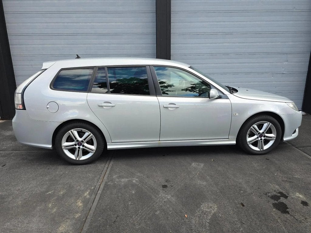 Saab 9-3 Sport Estate 2.8 T V6 Aero XWD 301PK1 YOUNGTIMER, Auto's, Saab, Automaat, Gebruikt, Zwart, Bedrijf