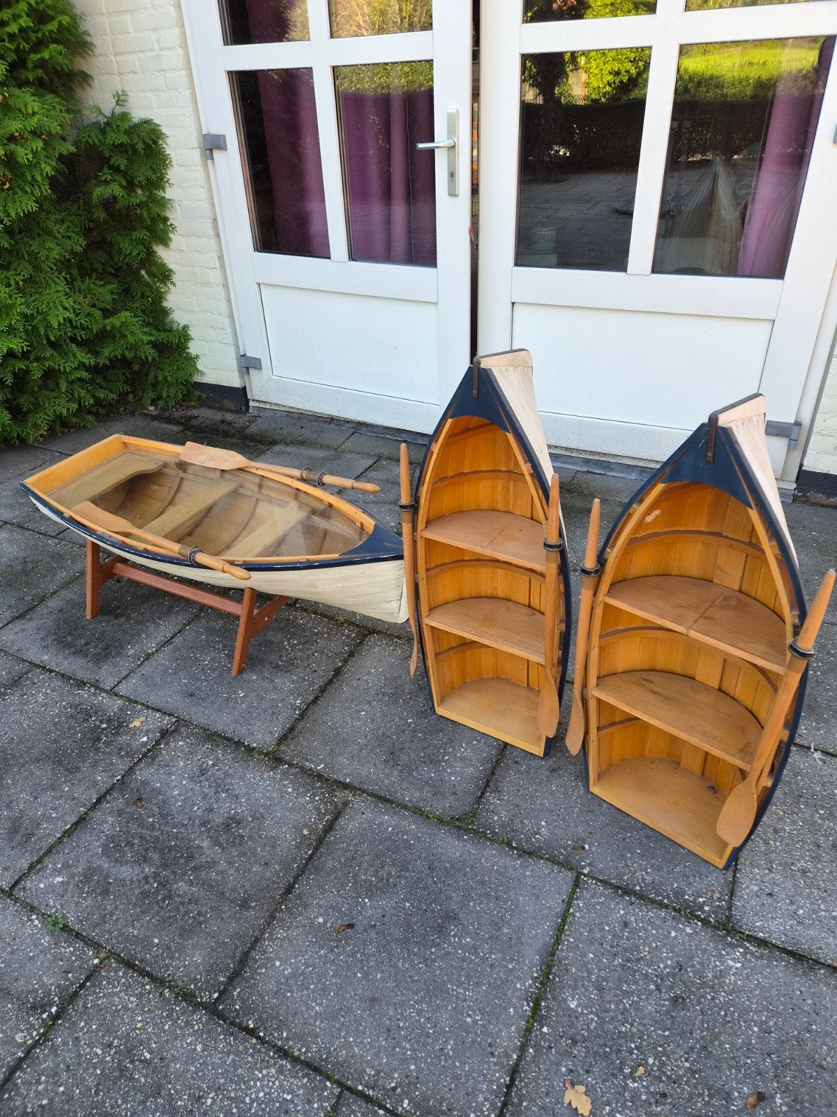 Unieke boot salontafel en twee boot boekenkasten, Ophalen, Gebruikt