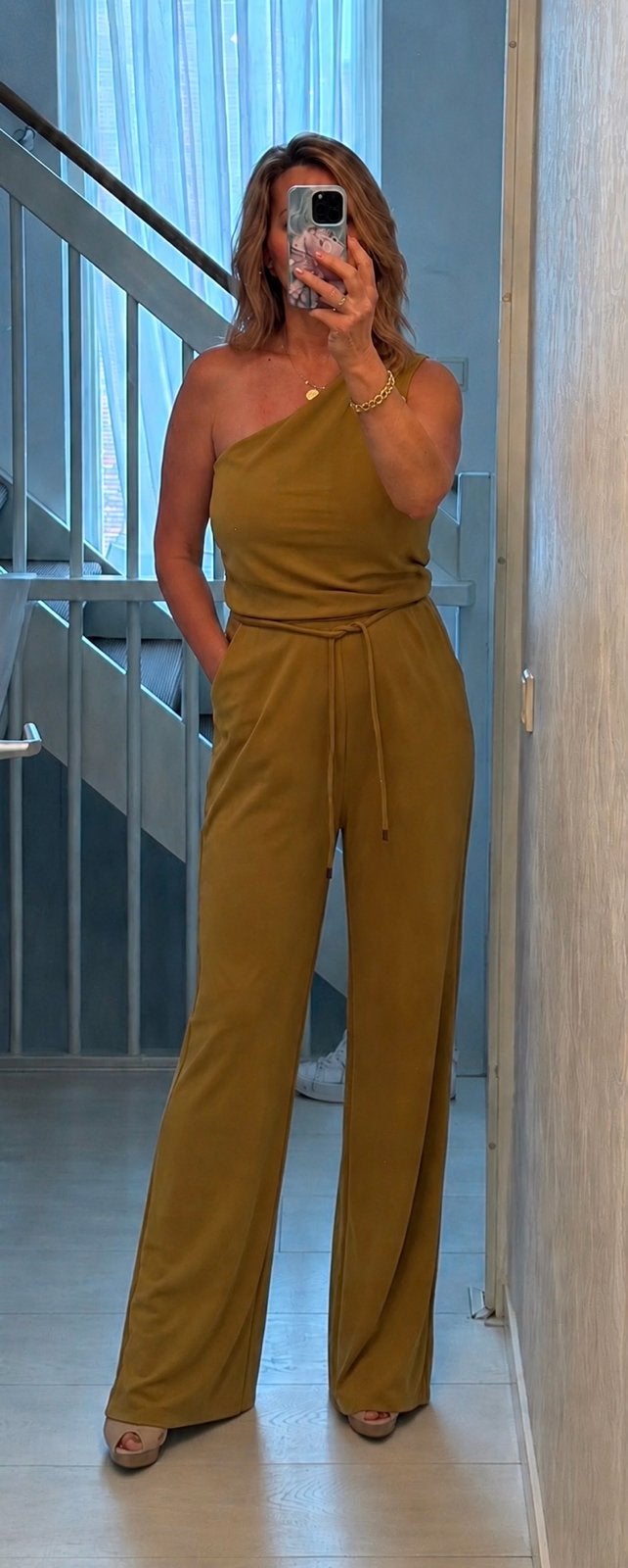 Nieuw Prachtige Expresso jumpsuit travelstof L / XL, Kleding | Dames, Jumpsuits, Ophalen of Verzenden, Nieuw, Maat 46/48 (XL) of groter