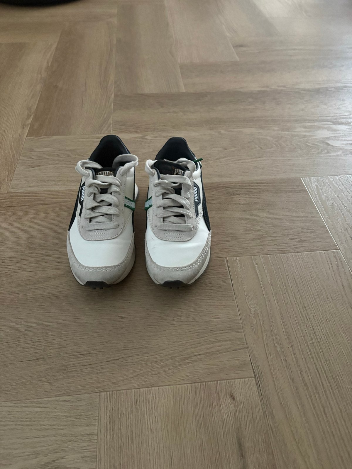 Puma Future Rider sneakers wit/zwart, Ophalen, Zo goed als nieuw, Wit, Sneakers of Gympen