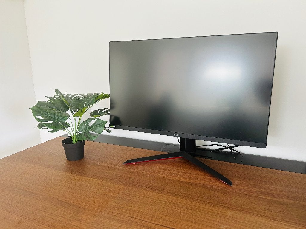 LG UltraGear 27GP850P-B | 27” QHD 180Hz IPS Gaming Monitor, Computers en Software, Monitoren, Lg ultragear, IPS, Zo goed als nieuw