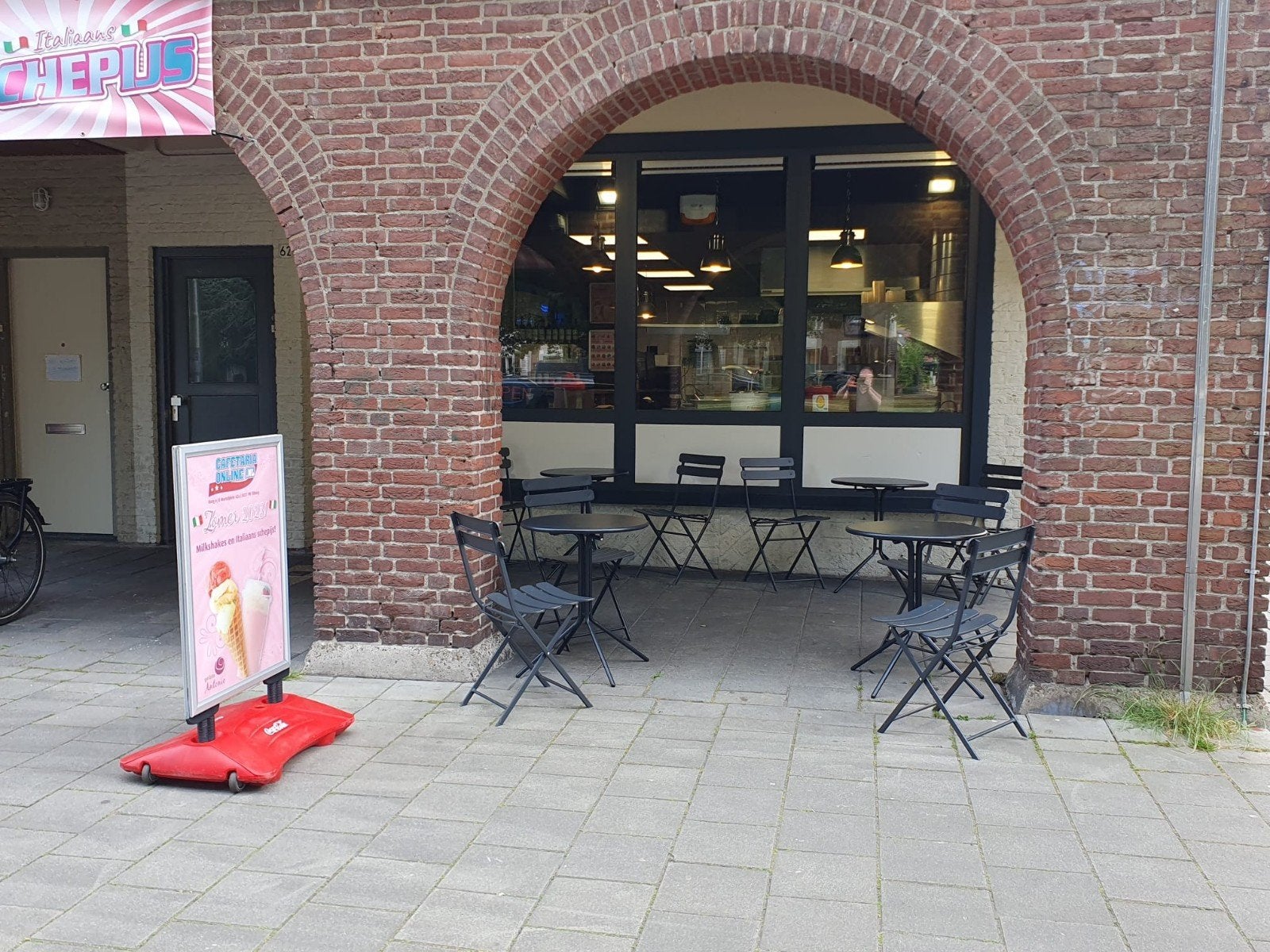 Cafetaria-online. te koop wegens pensioen!