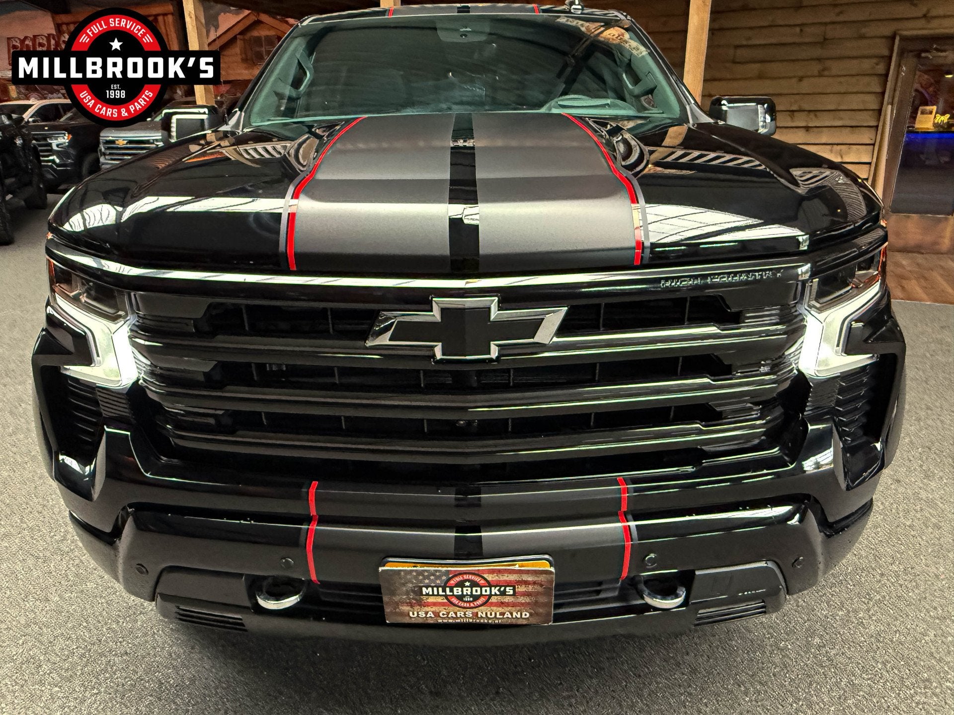 Chevrolet Silverado high country 6.2 V8 | BTW Auto | Zakelij, Automaat, Zwart, Automatische klimaatregeling, Zwart