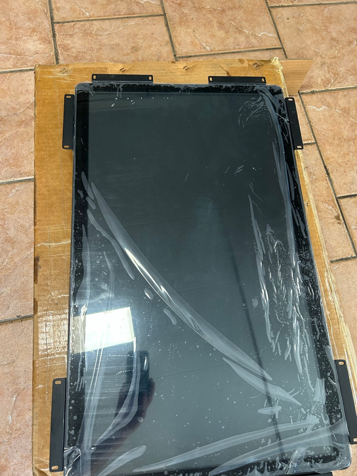 Beetronics 22 inch inbouw scherm - Nieuw in doos, Nieuw, Full HD, Ophalen of Verzenden, LED