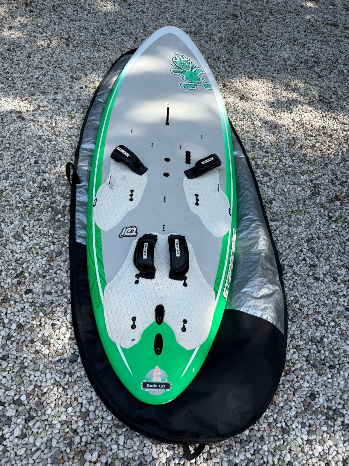Complete set Starboard Kode 137 softdek midvin 2.0+4.0 tuig, Ophalen, 3.5 tot 5 m², Minder dan 250 cm, Starboard