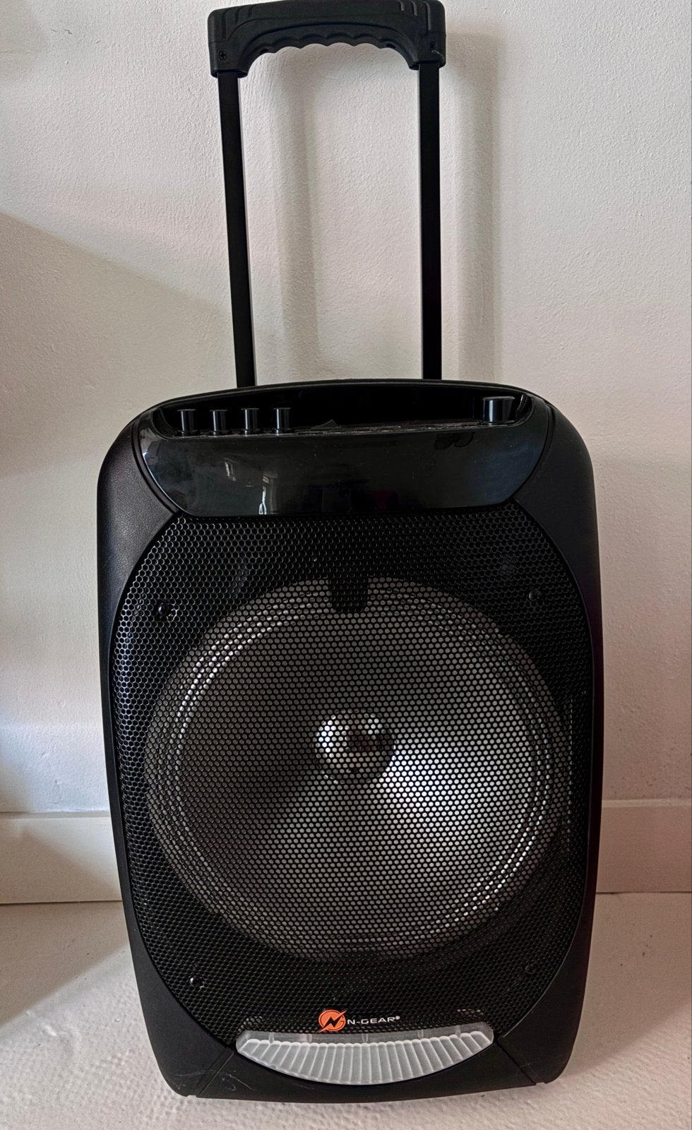 N-Gear The Flash 1210 Party Speaker met Microfoons, Overige merken, Party speaker, Ophalen of Verzenden, Zo goed als nieuw
