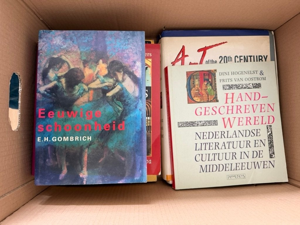 Verhuisdoos vol boeken kunst, Ophalen, Gelezen, Kunst en Cultuur