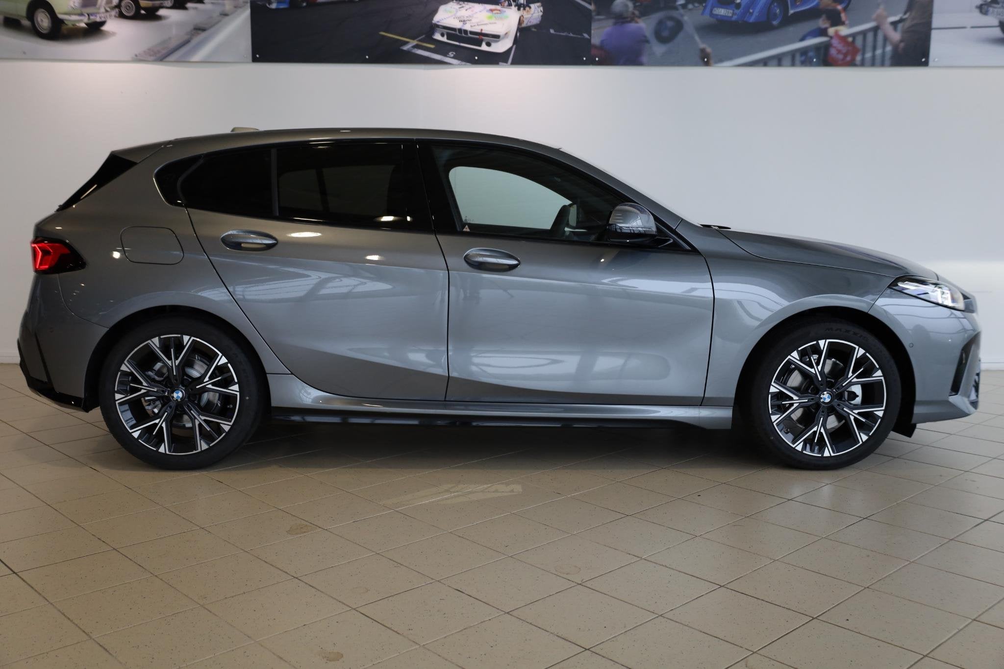 BMW 1 Serie 120 | M Sportpakket | Driving Assitant Plus | Co, Stof, Met garantie (alle), Origineel Nederlands, Bedrijf