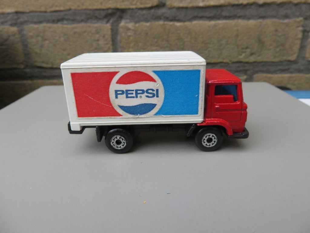 Matchbox Dodge Commando Truck PEPSI, Ophalen of Verzenden, Gebruikt, Bus of Vrachtwagen