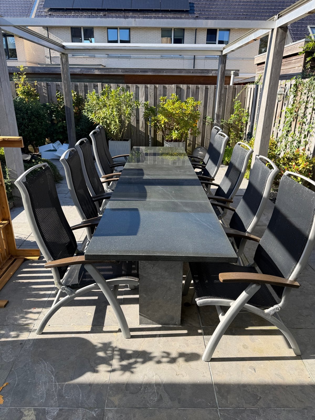 Luxe natuurstenen tuintafelset met 10 stoelen, Tuin en Terras, Ophalen, Overige materialen, Gebruikt, Eettafel