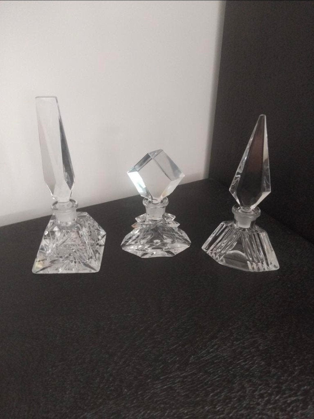 Parfumflesjes van kristal parfum flesje 3 stuks

Prijs per s, Ophalen of Verzenden, Figuurtje