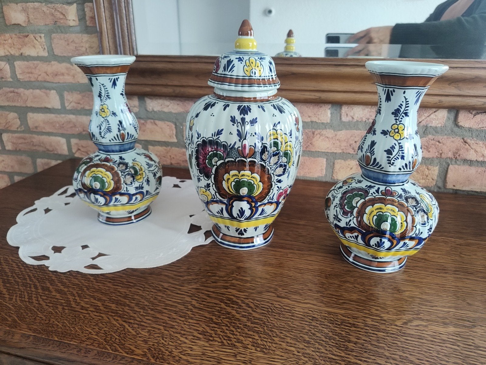 Polychroom Delfts Blauw Handgeschilderd Vazen Set, Ophalen