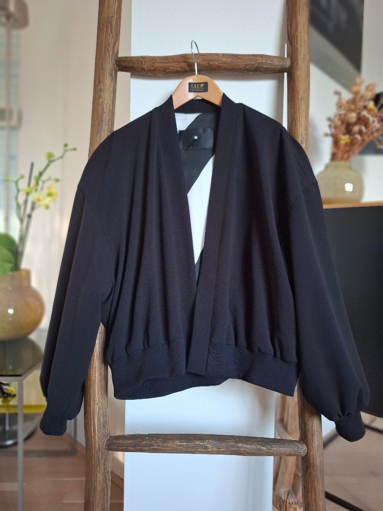 10 Days Amsterdam jasje maat s ( 38/40) twn € 220 nieuw, Maat 38/40 (M), Zwart, Pauw, Nieuw