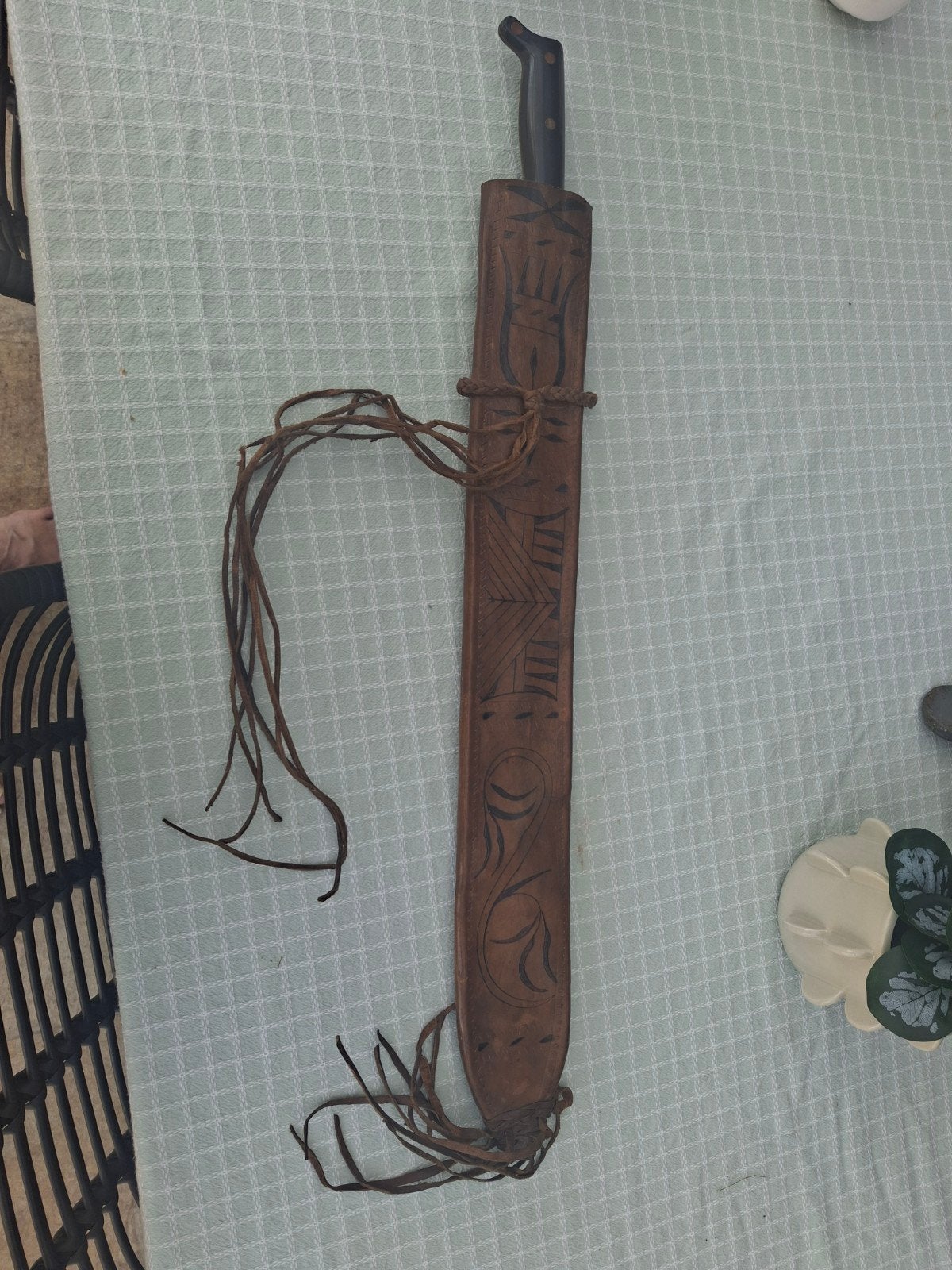 Vintage Machete met Handgesneden Leren Schede, Ophalen