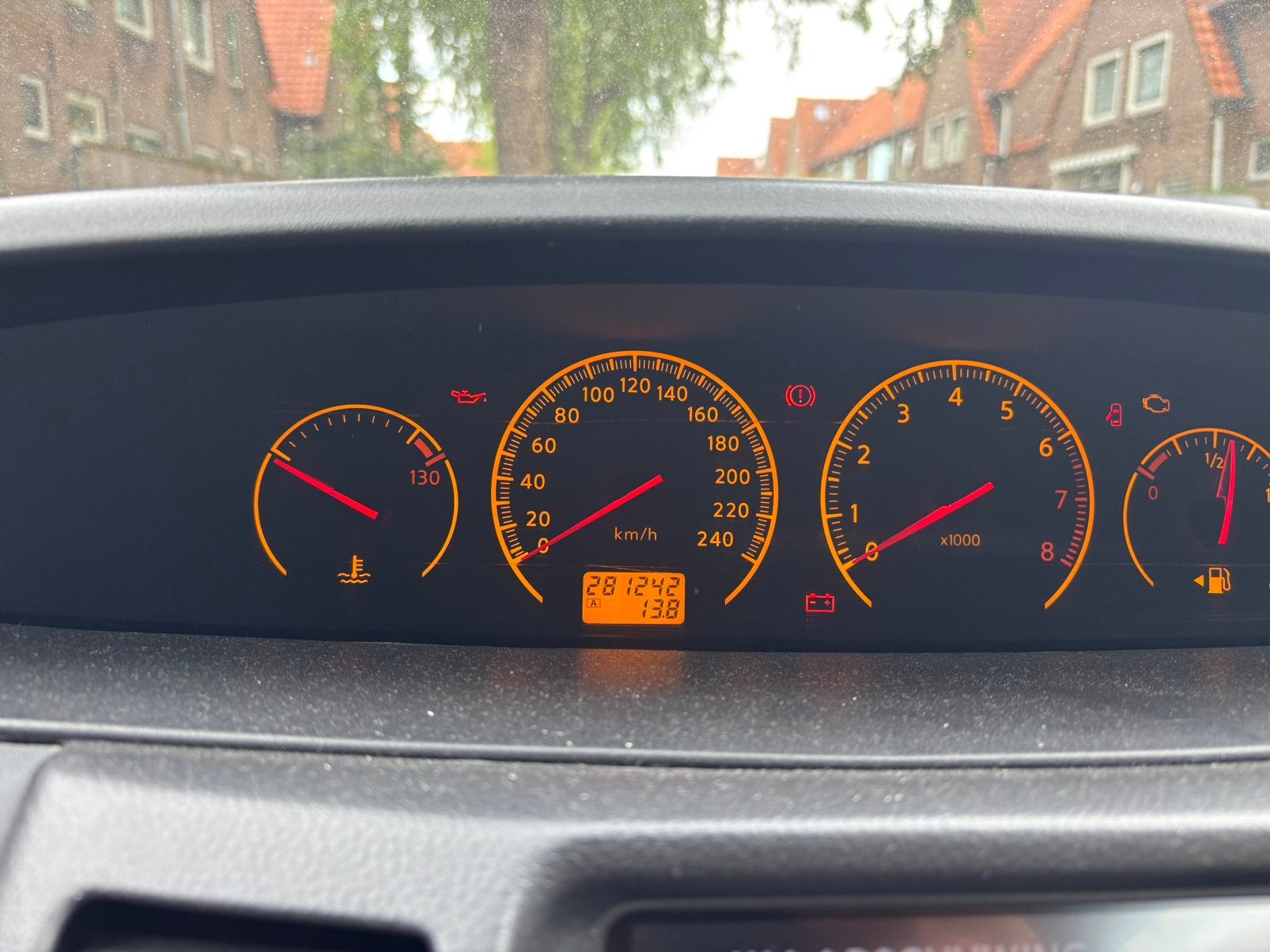 Nissan Primera 2.0 Estate 2006 Grijs. Loop of sloop., 1998 cc, Stof, 4 cilinders, Handgeschakeld