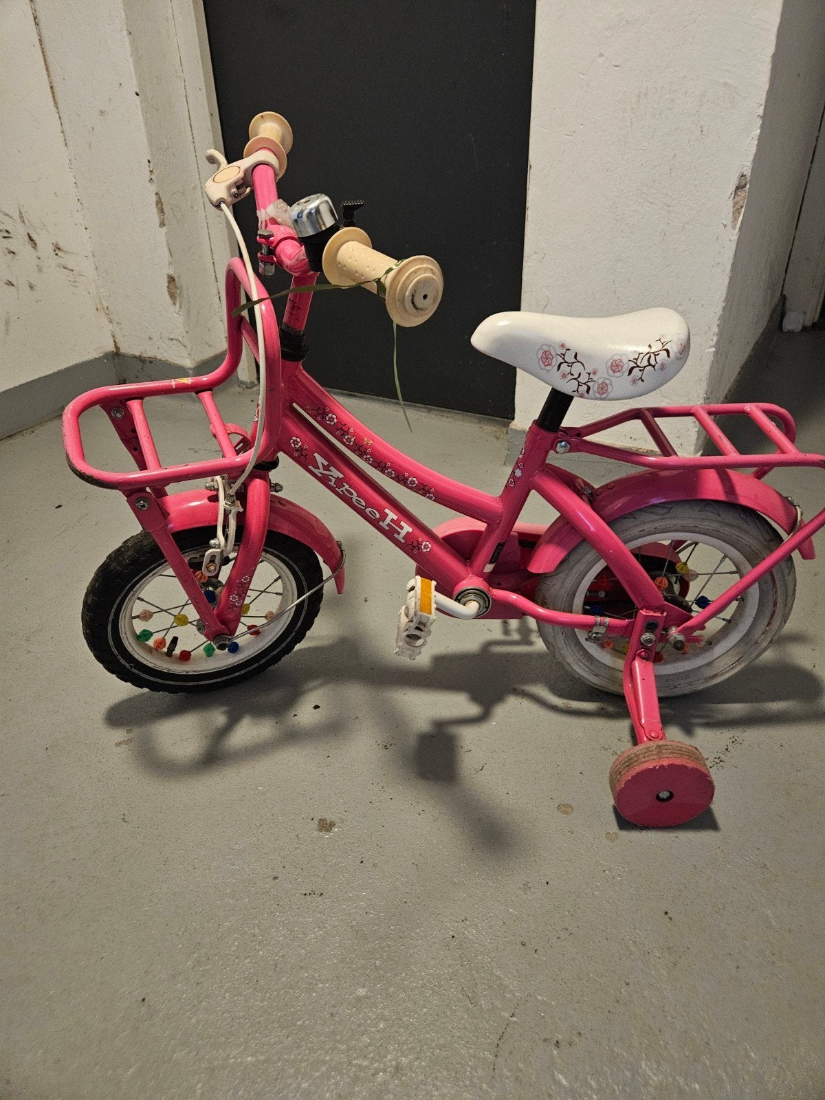 Roze kinderfiets met zijwieltjes - Yipeeh Liberty, Ophalen, Zijwieltjes, Gebruikt, Velgrem