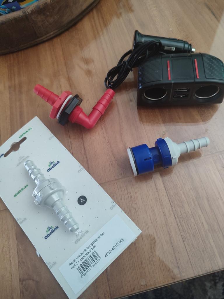Caravan Camper wateraansluiti terugslagventielen, slangtules, Ophalen of Verzenden, Nieuw