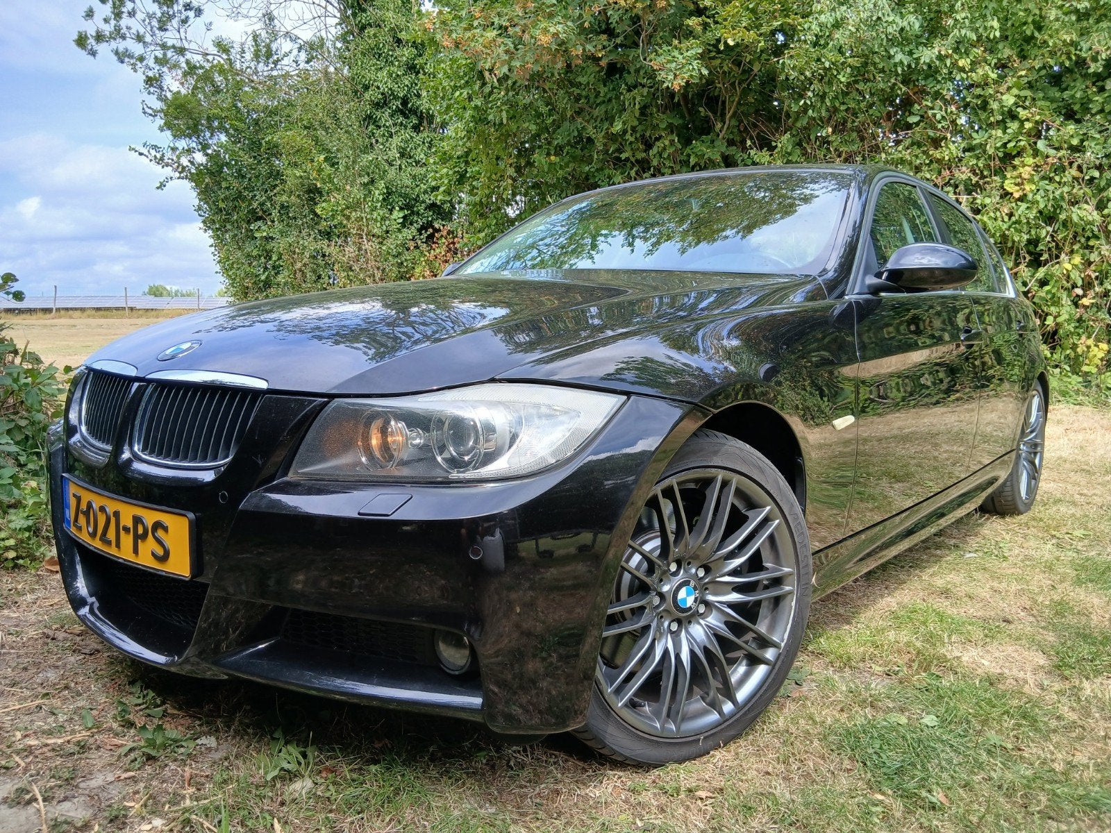 BMW 335i Lage kilometerstand!, Euro 5, Achterwielaandrijving, Bluetooth, Zwart