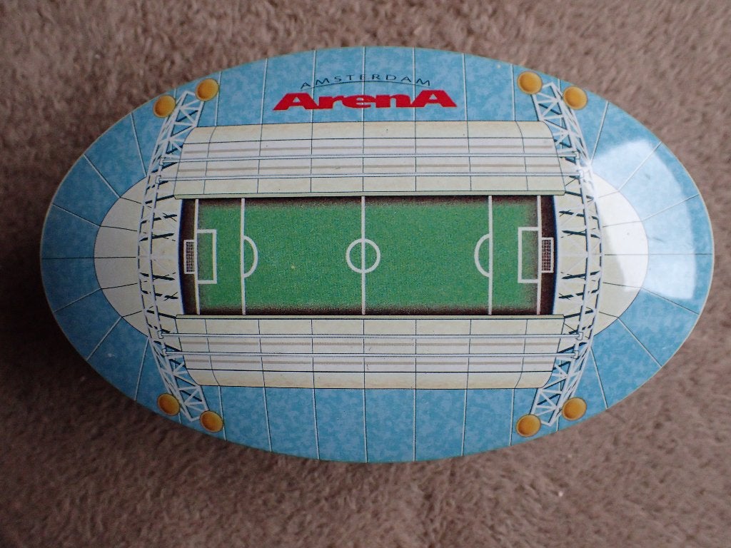 ARENA blik, in de vorm van de arena, uit 1996, openingsblik?, Ophalen of Verzenden