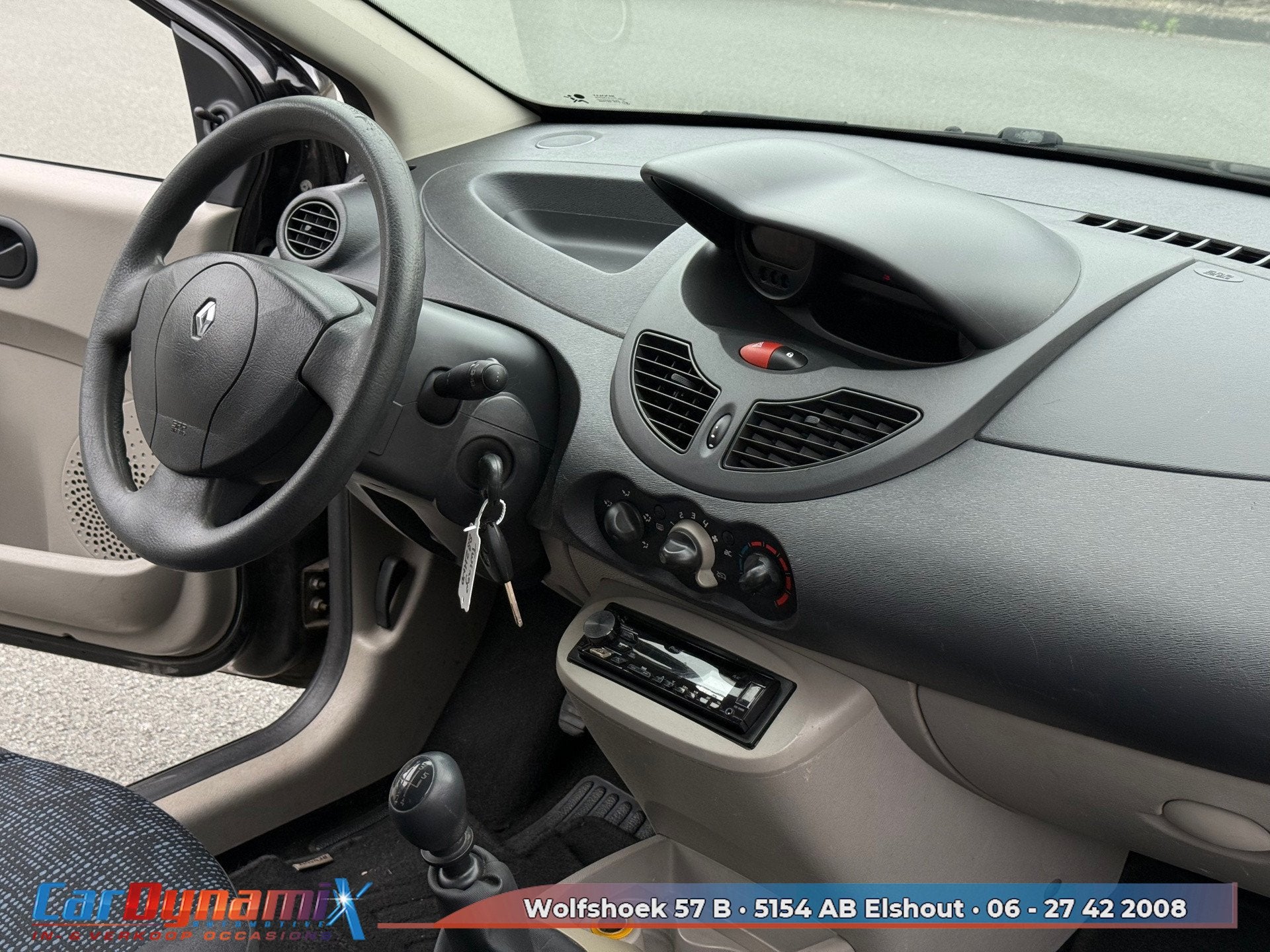Renault Twingo 1.2 Authentique | Airco | Zuinig | Rijd Schak, Voorwielaandrijving, Twingo, Gebruikt, 31 €/maand