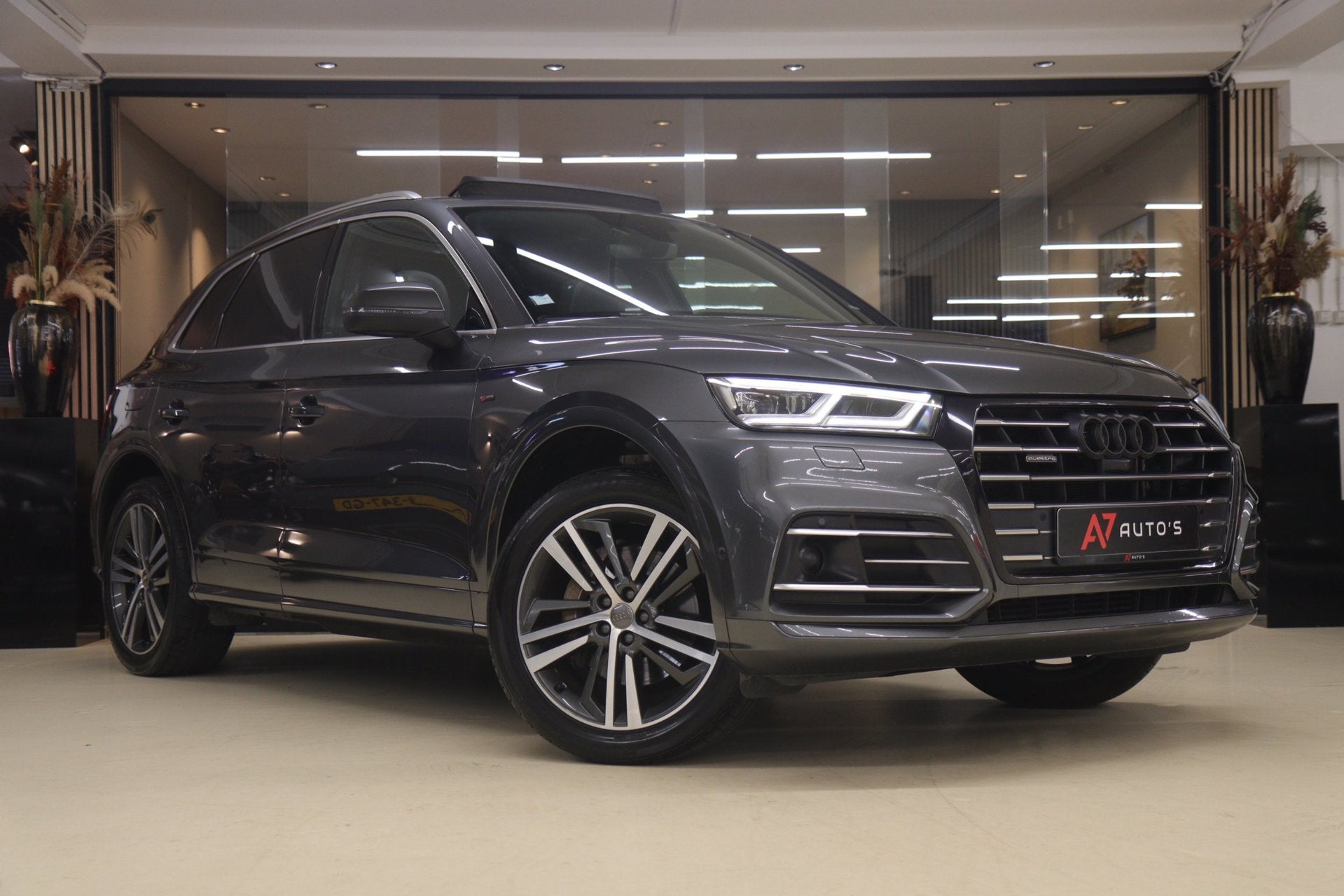 Audi Q5 55 TFSI e quattro Competition/PANO/SFEER/MEM/360CAM/, Automaat, Euro 6, 4 cilinders, Leder en Stof
