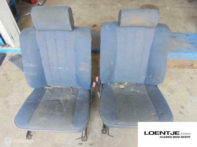 set blauwe voorstoelen BMW e28 518 520  525 528i 535i etc, Gebruikt, Ophalen of Verzenden, BMW, BMW