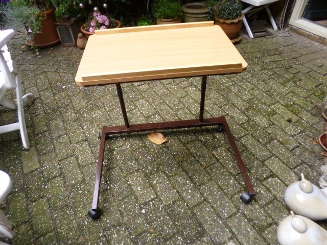 Laptop of computertafel zgan, Computers en Software, Ophalen, Zo goed als nieuw