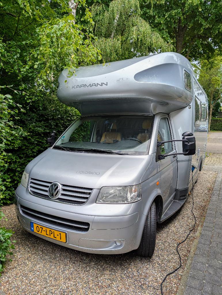 Luxe VW Karmann Colorado 660 HB (2006) 2.5 TDI zilvergrijs, Alkoof, Particulier, Karmann, 6 tot 7 meter