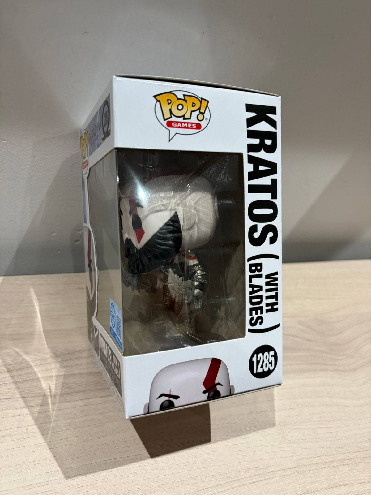 Funko Pop! God of War Ragnarök #1285 – Kratos with Blades, Funko Europe, Ophalen of Verzenden, Zo goed als nieuw, 4th floor, 1 Queen Caroline St, London W6 9YN, Verenigd Koninkrijk