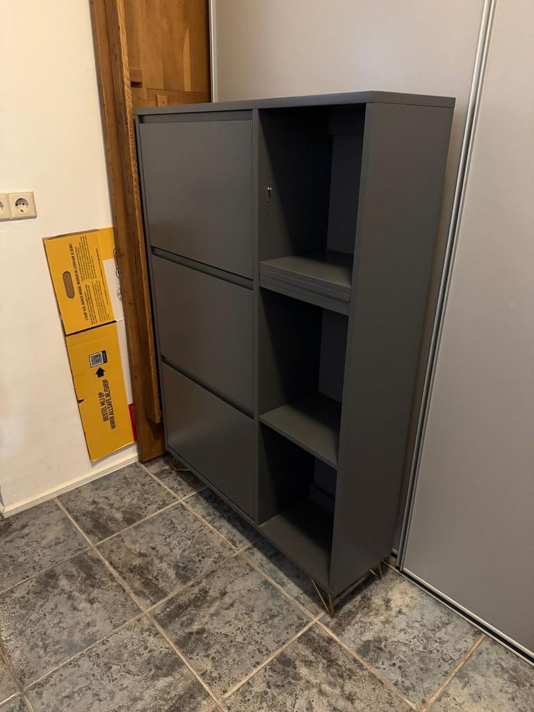 Donkergrijze schoenenkast Elona van Made, Ophalen, Gebruikt, Modern