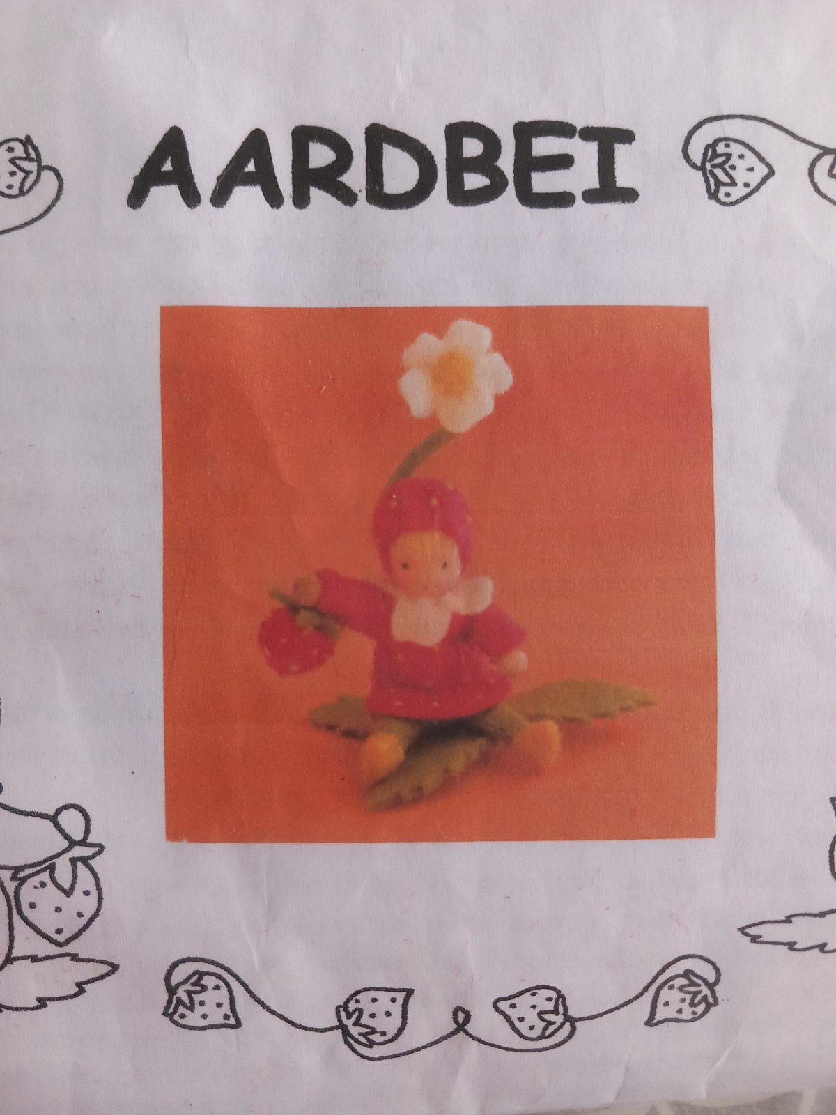 Viltpakket Atelier Pippilotta - Aardbei, Hobby en Vrije tijd, Vilt, Ophalen of Verzenden, Nieuw, Figuurtje(s), Wolvilt