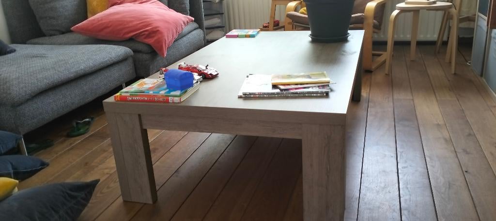 Wooden coffee table / salontafel, Ophalen, 100 tot 150 cm, 50 tot 100 cm, Zo goed als nieuw
