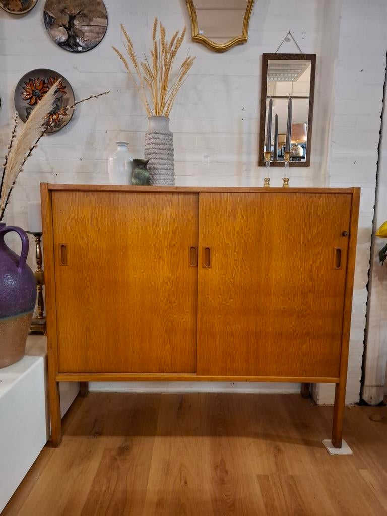 Vintage schuifdeurkast wandkast archiefkast deens design, Huis en Inrichting, Kasten | Wandmeubels, Ophalen, .., Zo goed als nieuw
