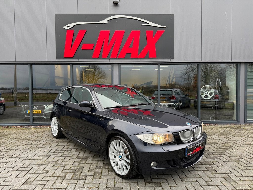 BMW 118I LCI 2.0 M-Sport Xenon Clima PDC V+A ½Leer Sportint, Auto's, 1-Serie, Parkeersensor, Achterwielaandrijving, Zwart