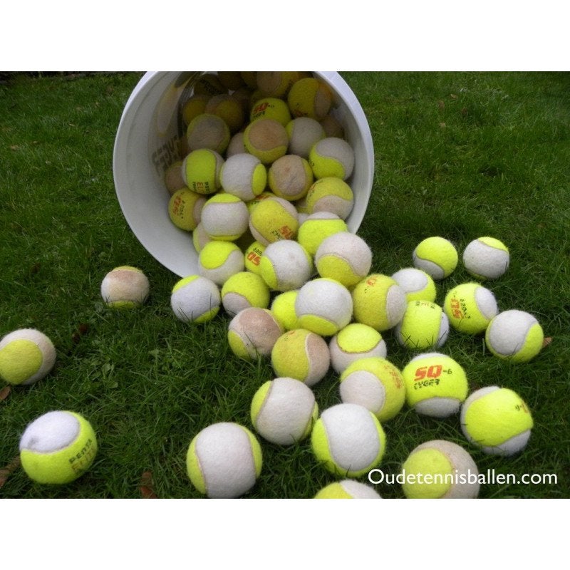 Gebruikte tennisballen €15,- (tafeltje/krukje of voor hond), Gebruikt, Ballen, L00, Ophalen