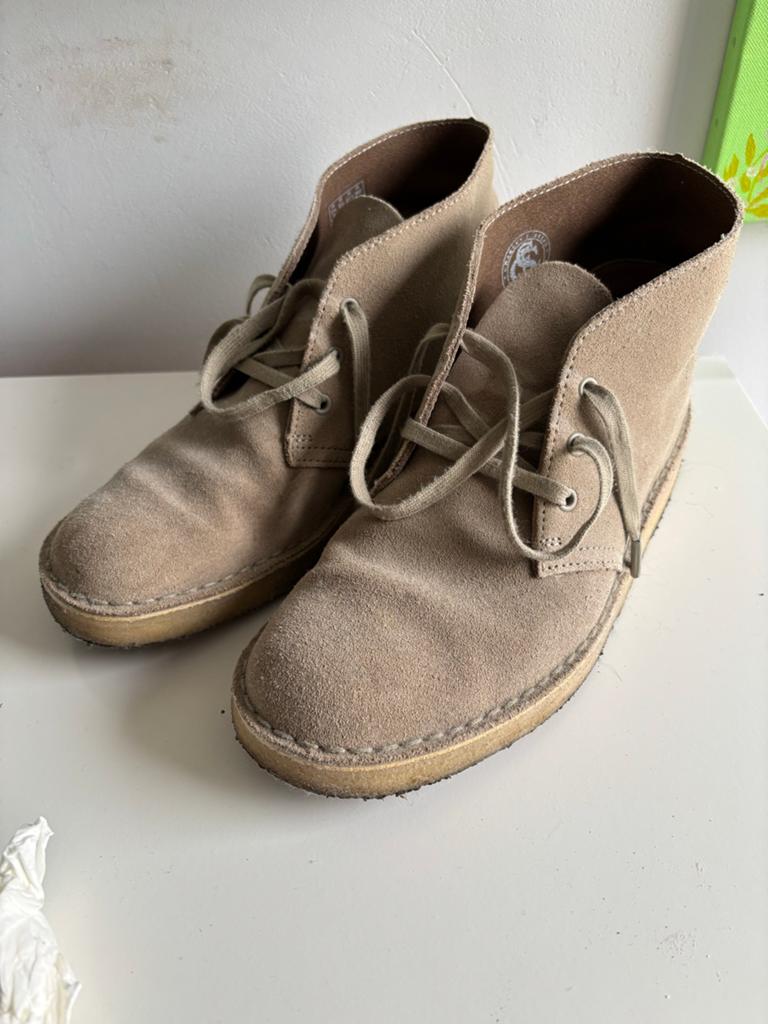 Clarks Desert Boots - Beige Suède, Ophalen, Gedragen, Overige kleuren, Boots