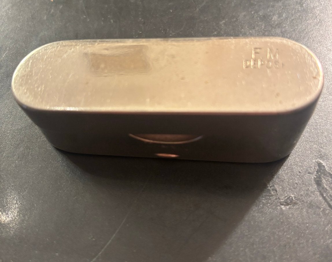 Vintage FM Déposé metalen doosje 8 x 2,5 cm, Antiek en Kunst, Ophalen of Verzenden