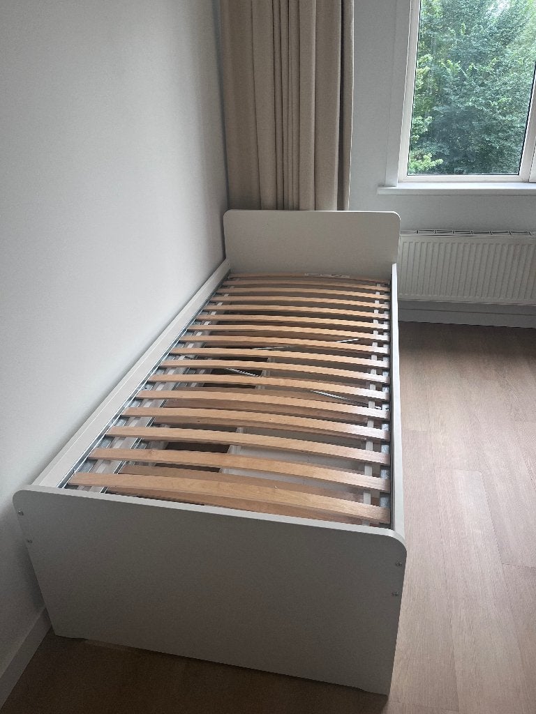 Ikea uitschuifbed, Huis en Inrichting, Slaapkamer | Bedden, Ophalen, Tweepersoons, Hout, 100 cm