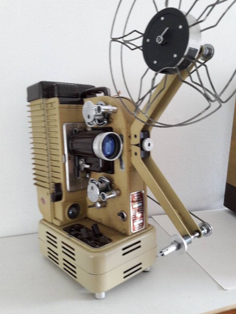 projector Eumig Wien P 26, Ophalen of Verzenden, 1940 tot 1960, Projector