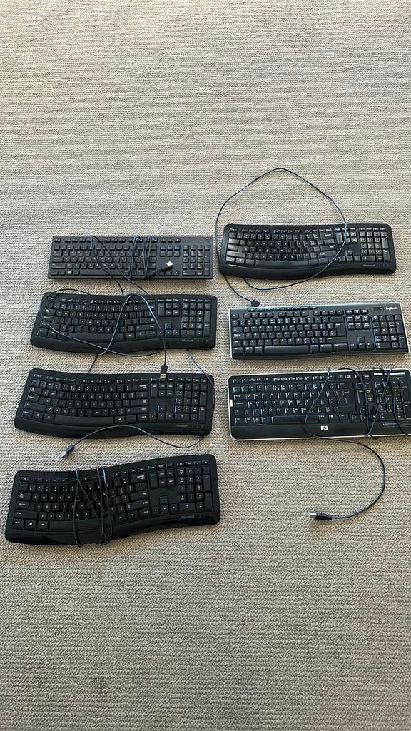 Te koop: 7 toetsenborden, Ophalen, Zo goed als nieuw