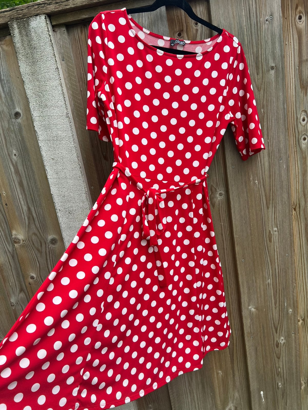 Norah jurk rood met witte stippen maat 42/44, Ophalen of Verzenden, Gedragen, Maat 42/44 (L), Rood