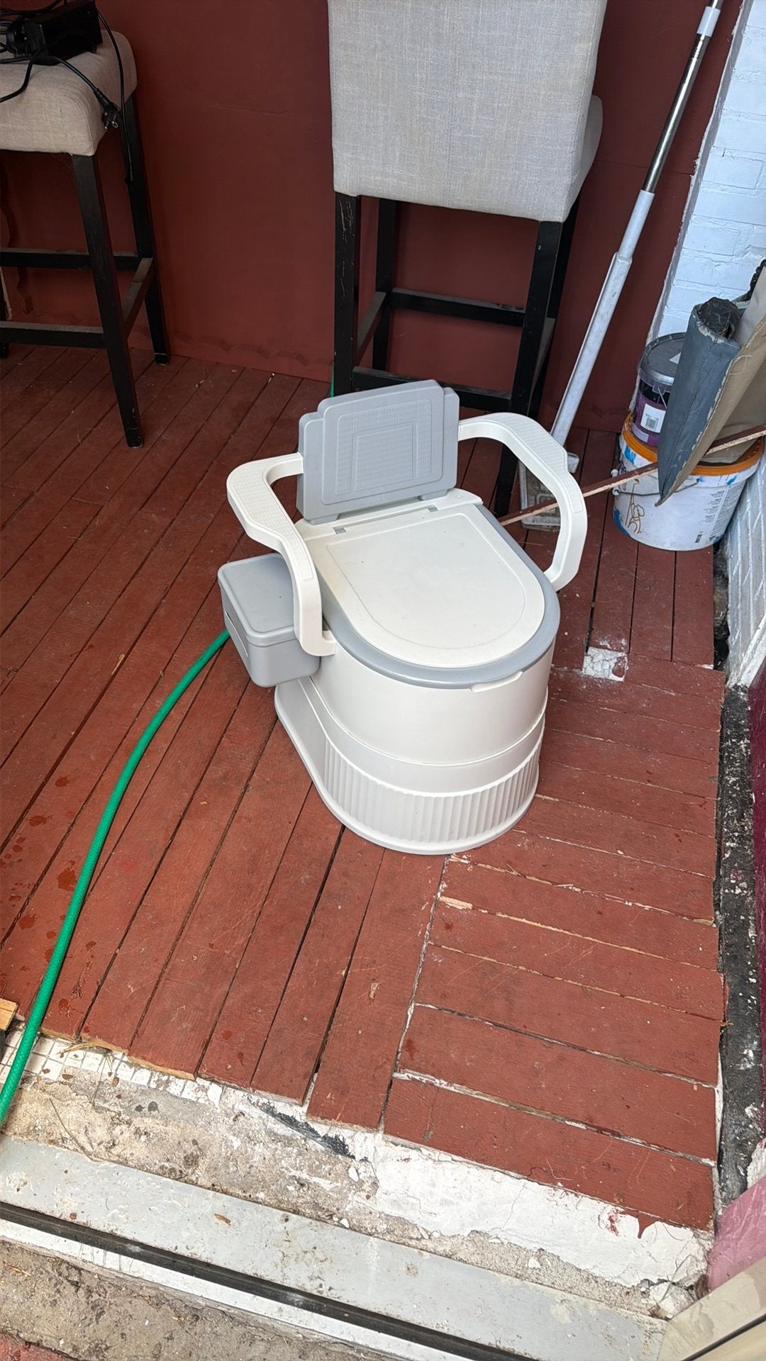Camping toilet, Ophalen, Zo goed als nieuw