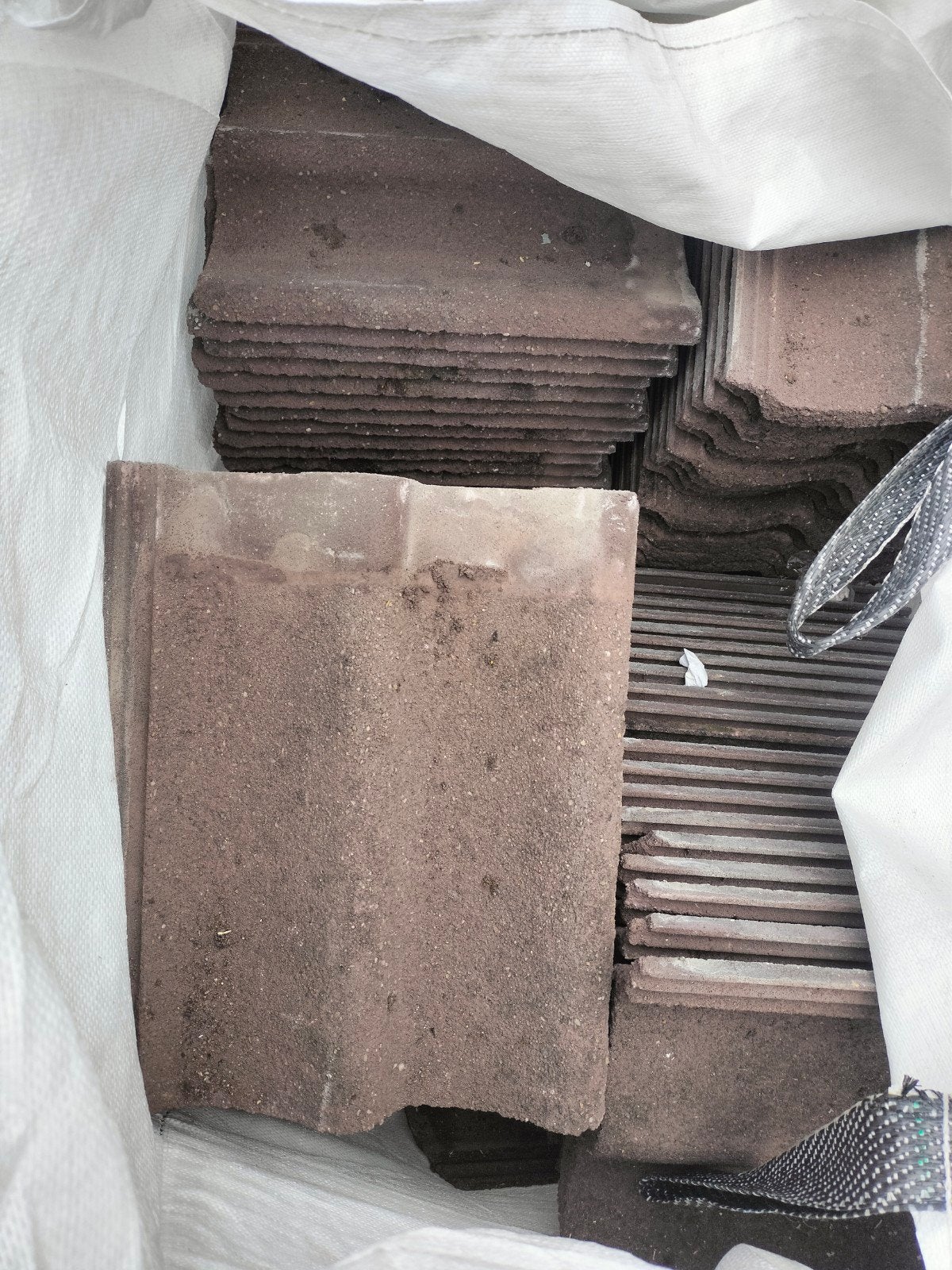 Gratis 120 dakpannen op te halen, Ophalen, Gebruikt, Steen of Klei, 15 m² of meer