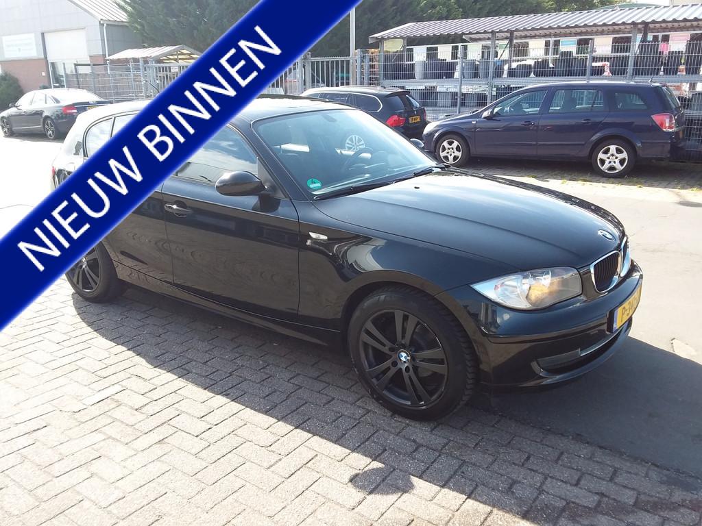 BMW 1-serie 116i Business Line (bj 2008), Auto's, 1-Serie, Gebruikt, Zwart, 4 cilinders