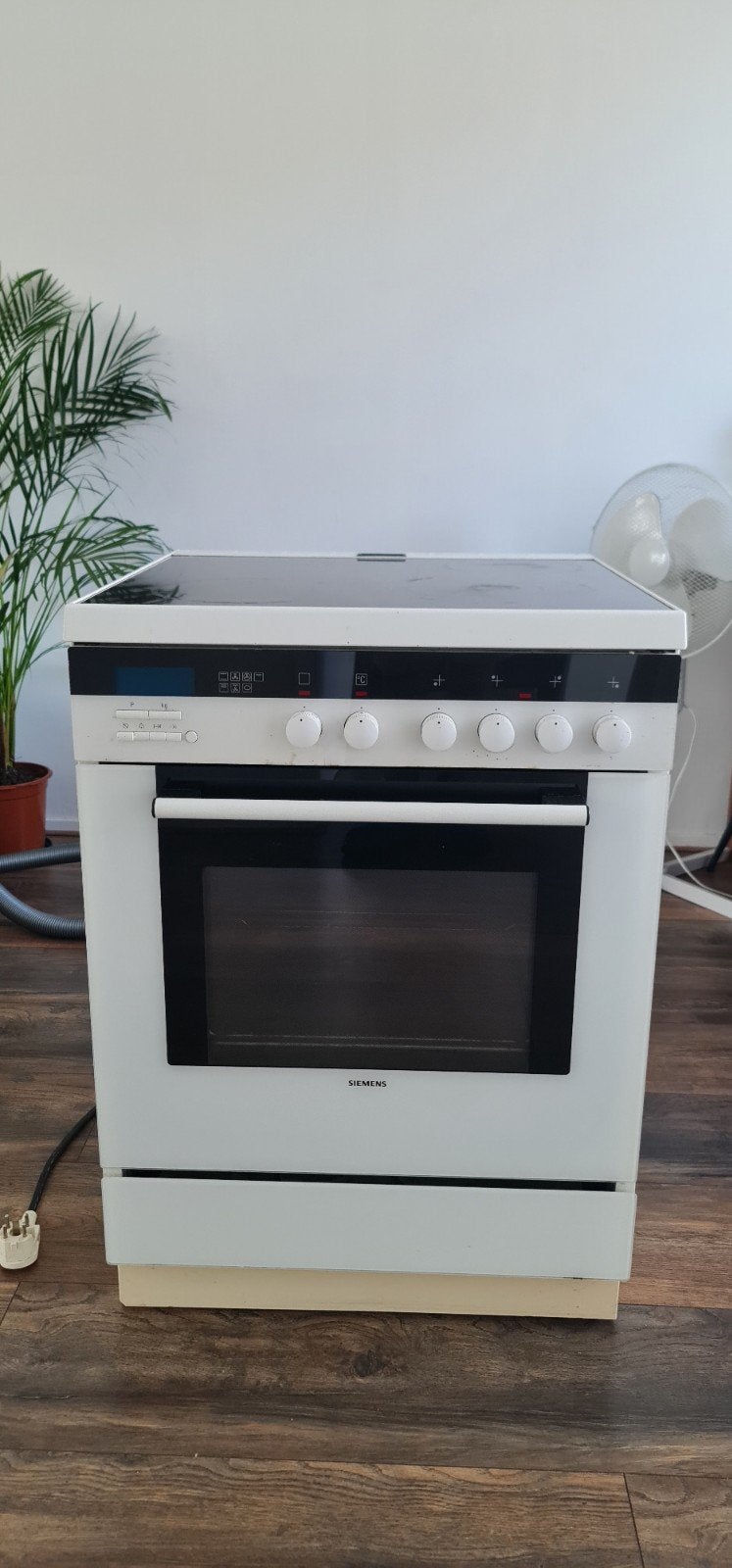 Siemens Keramische Fornuis met Oven, Witgoed en Apparatuur, Fornuizen, Gebruikt, 60 cm of meer, Keramisch, Vrijstaand