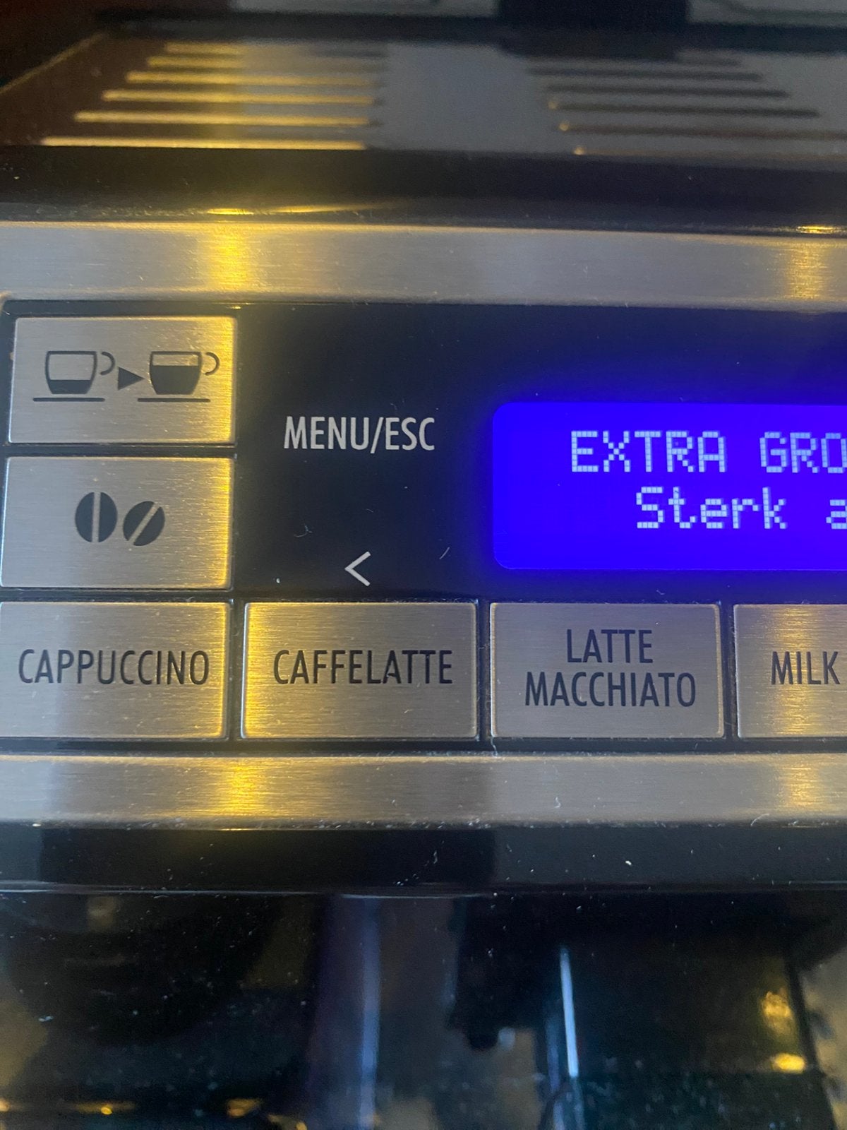 De longhy koffiemachine, Ophalen, Zo goed als nieuw, Koffiemachine