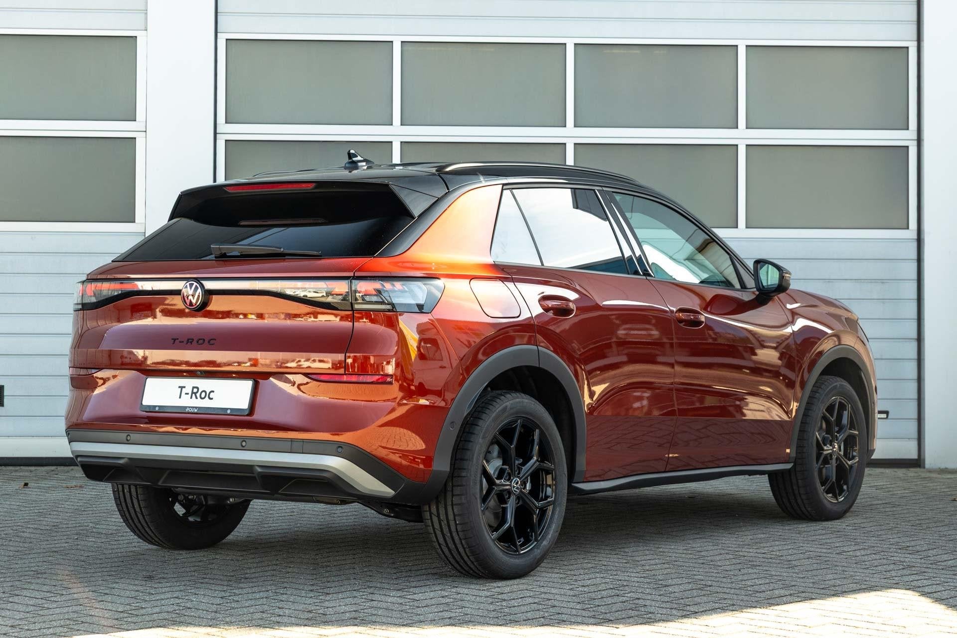 Volkswagen T-Roc 1.5 eTSI 115pk DSG Style First Edition | Bl, Auto's, Volkswagen, 12 maanden, 730 kg, 1498 cc, 4 cilinders