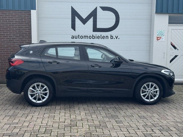 BMW X2 SDrive18i Executive - Sportstoelen - Leder -LED - NAP, Auto's, X2, Gebruikt, Zwart, 3 cilinders